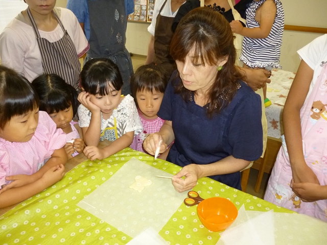 夏休みイベント「親子でアイシング」